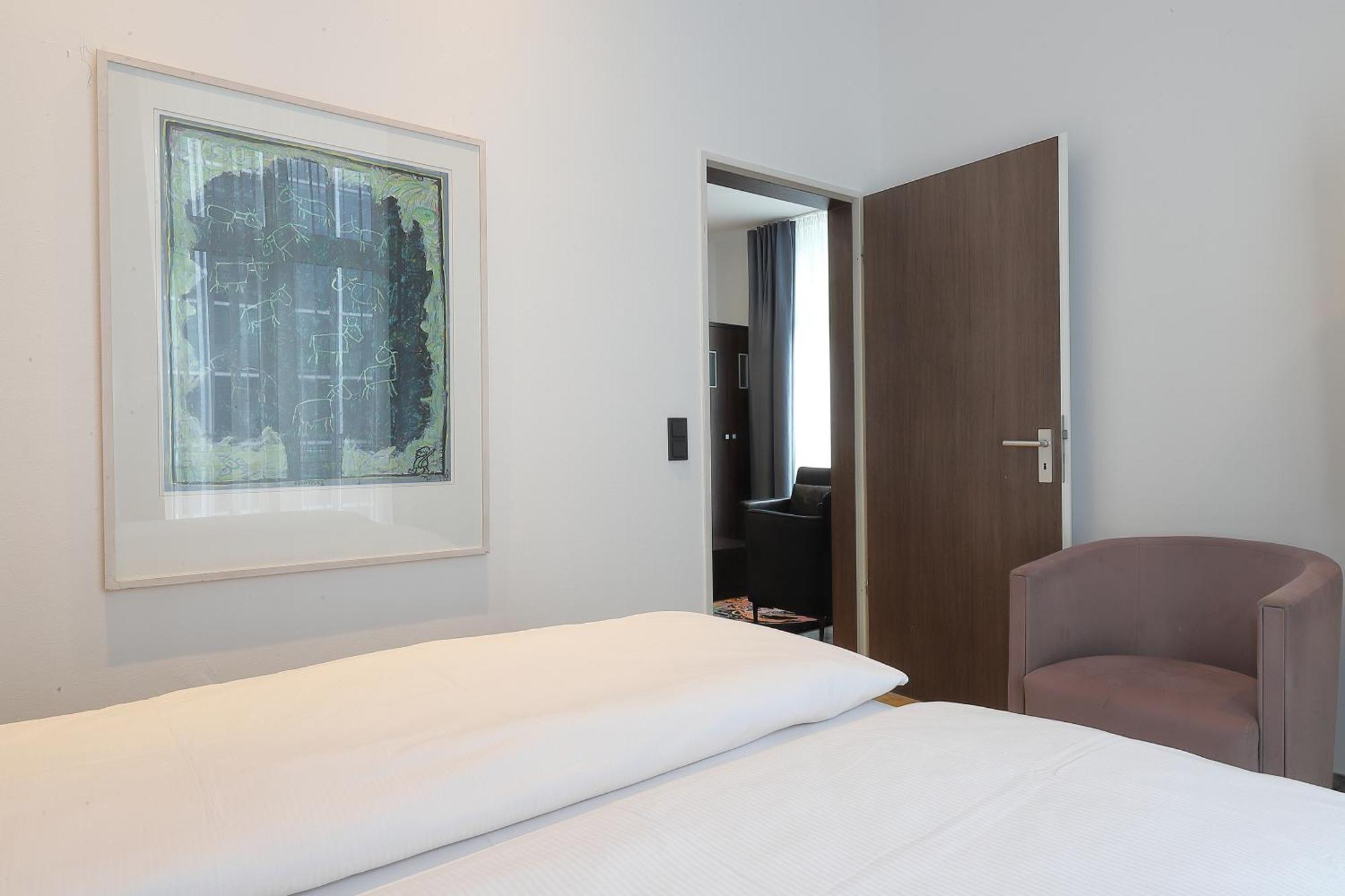Devin Art Hotel ดุสเซลดอร์ฟ ภายนอก รูปภาพ