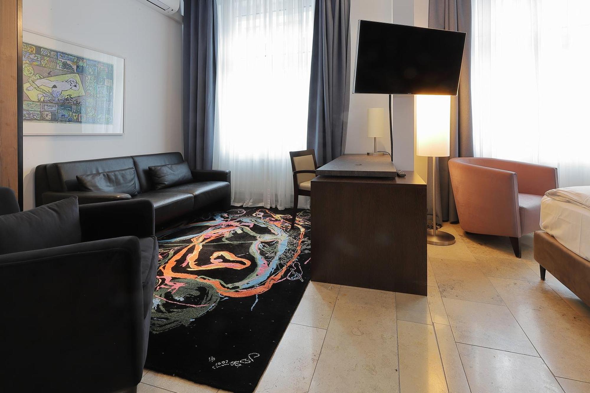 Devin Art Hotel ดุสเซลดอร์ฟ ภายนอก รูปภาพ