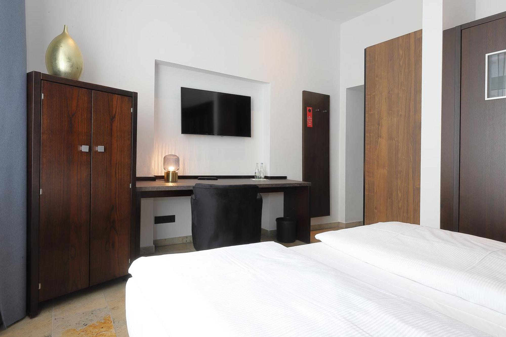 Devin Art Hotel ดุสเซลดอร์ฟ ภายนอก รูปภาพ