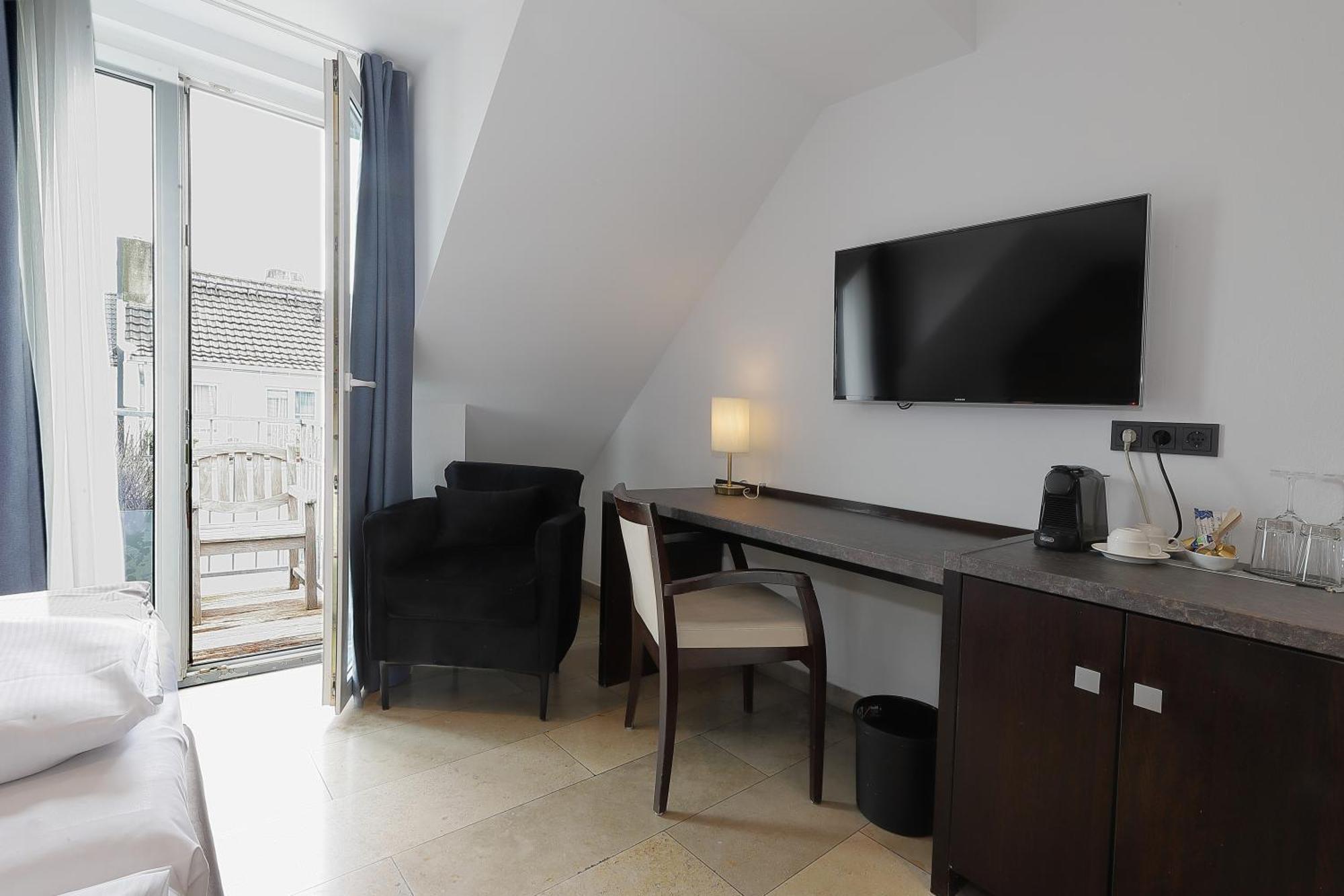 Devin Art Hotel ดุสเซลดอร์ฟ ภายนอก รูปภาพ
