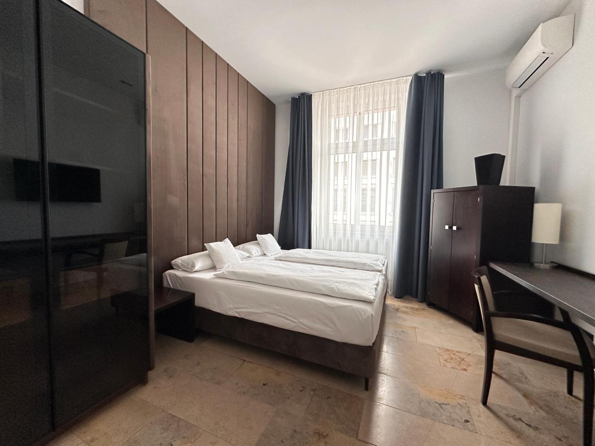 Devin Art Hotel ดุสเซลดอร์ฟ ภายนอก รูปภาพ